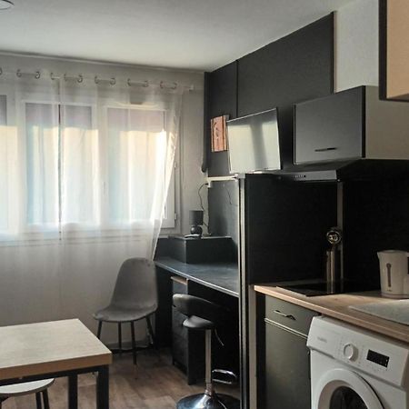 Appartement T1 Proche De Vulcania Pontaumur 외부 사진