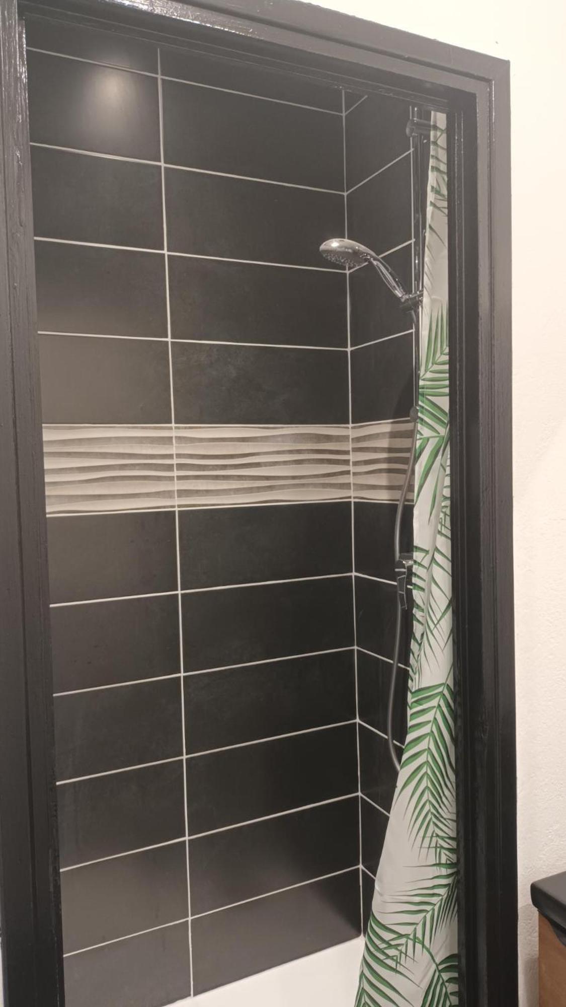 Appartement T1 Proche De Vulcania Pontaumur 외부 사진